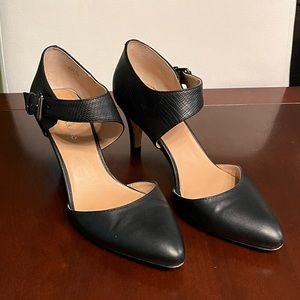 Kelly & Katie Lavina heels GUC